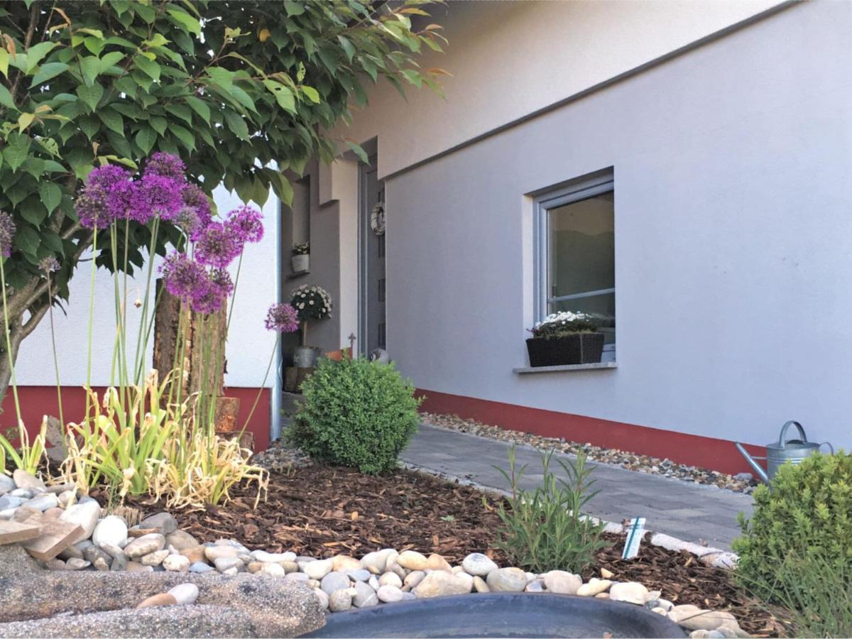 Modern Apartment In V Hl Near The Forest Vöhl Εξωτερικό φωτογραφία